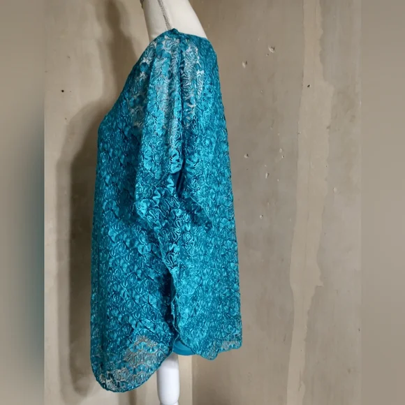 Turquoise Lace Tunic Top - Picture 4 of 11